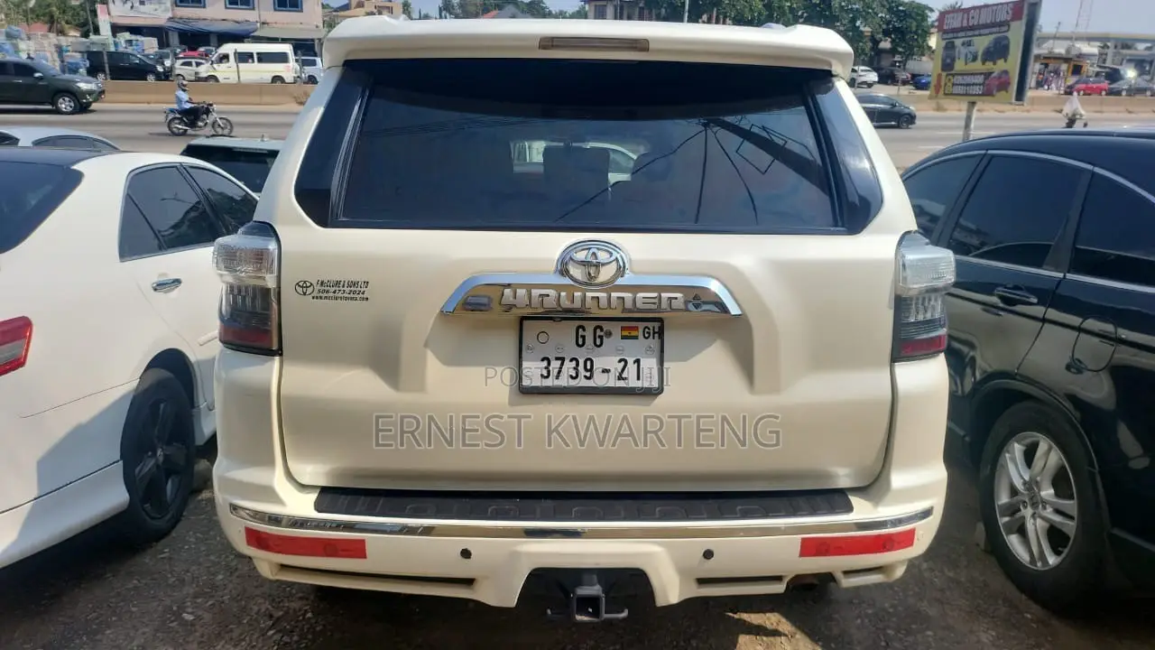 Toyota 4-Runner 2017 White