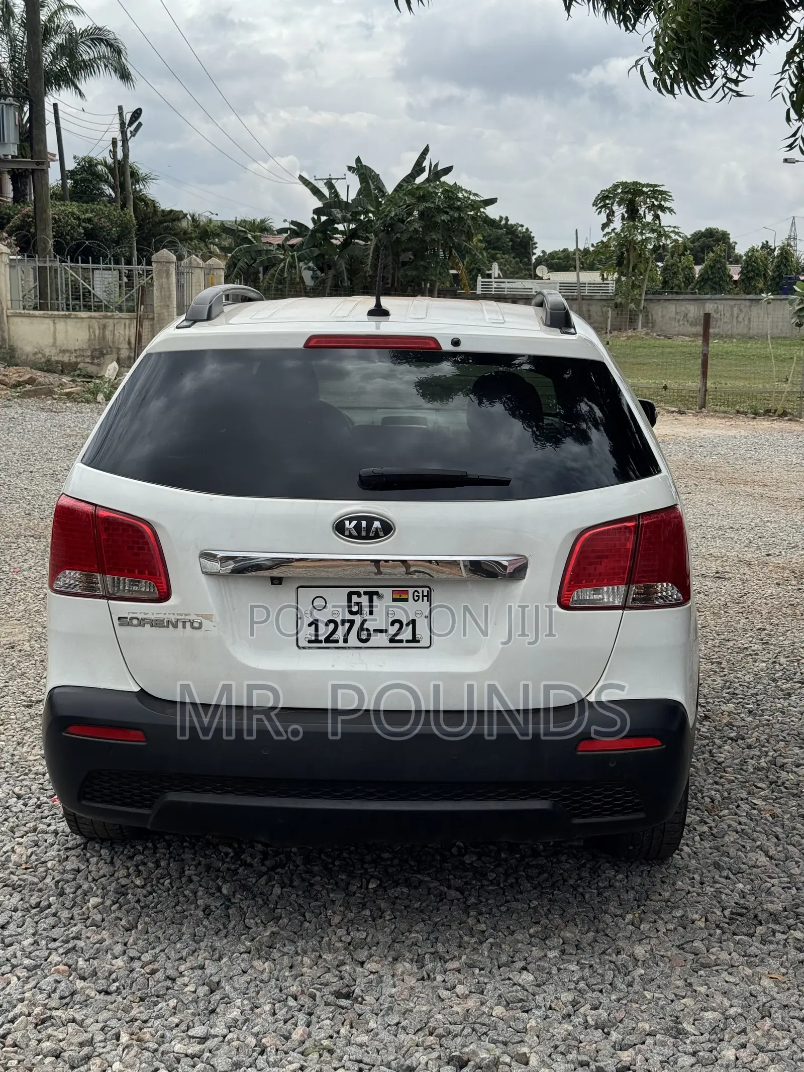 Kia Sorento 2011 White