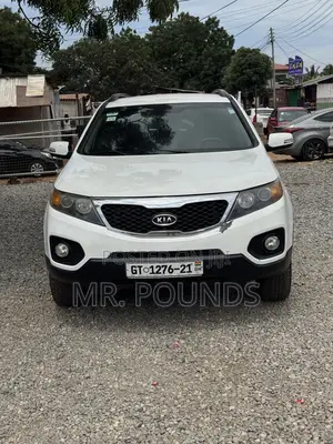 Kia Sorento 2011 White