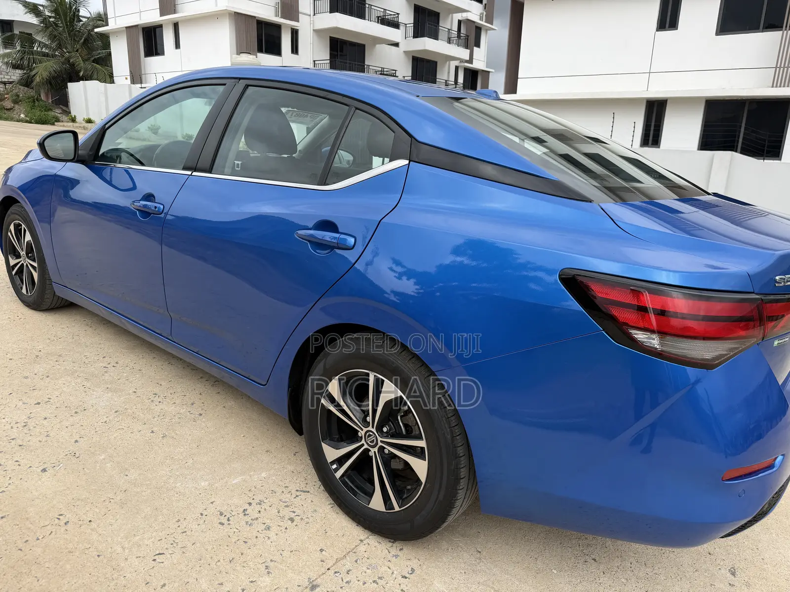 Nissan Sentra SV 2022 Blue