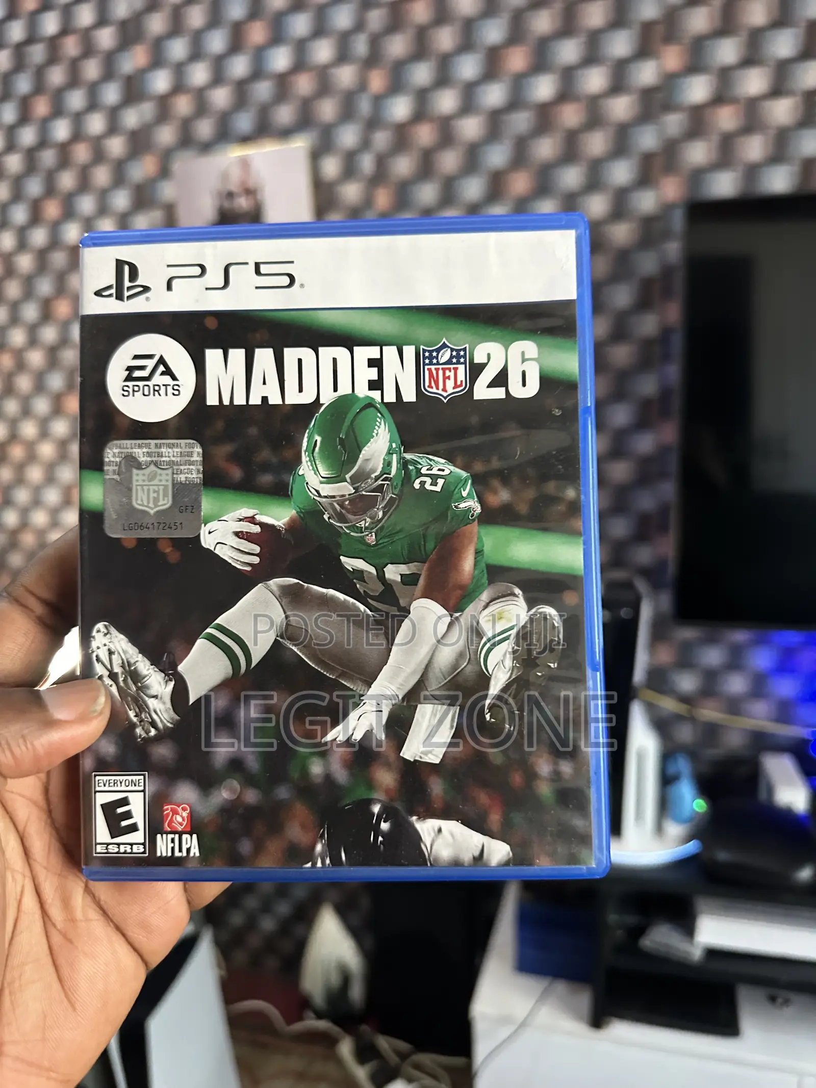 MADDEN NFL 26 Ps5 Cd 💿 Going for a Cool Price