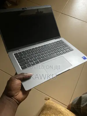 Laptop Dell Latitude 5450 8GB Intel Core i5 SSHD (Hybrid) 512GB