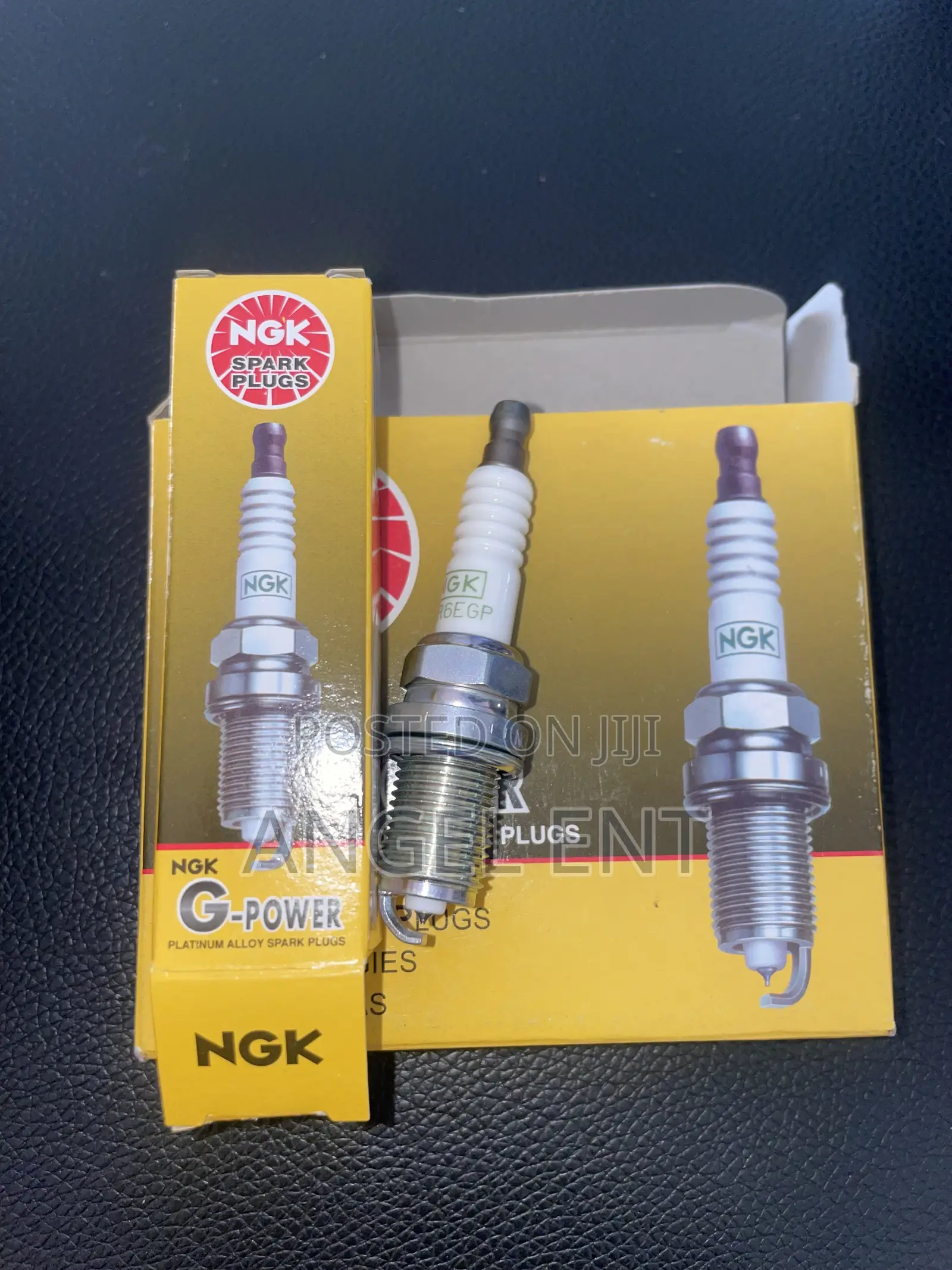 14 Short NGK G-Power Spark Plugs Available (4pcs)