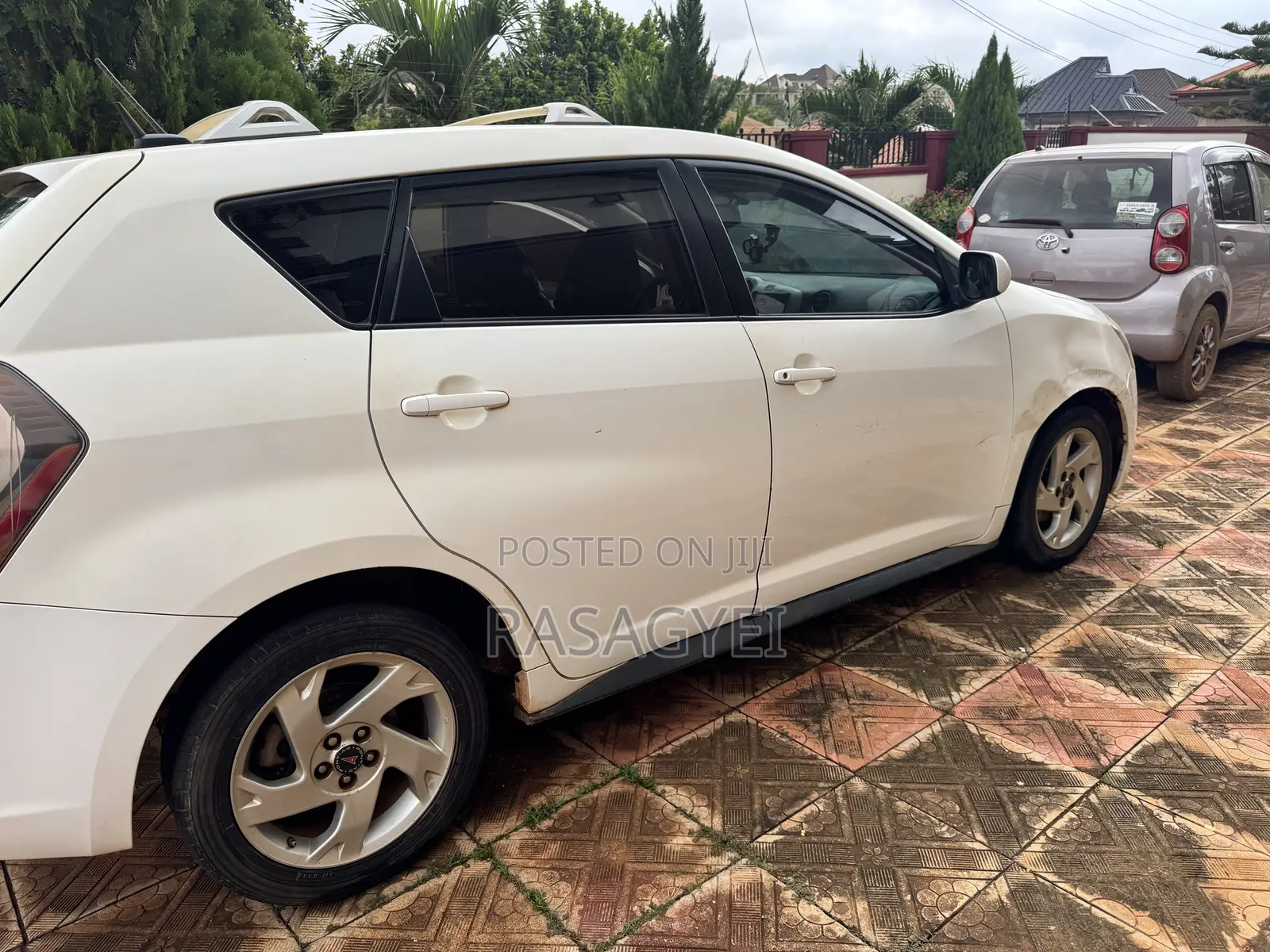 Pontiac Vibe 1.8L 2010 White