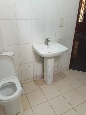 2bdrm Apartment in Nyamekye Lapaz, Nyanmekye for rent