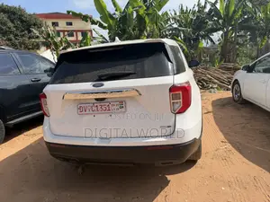 Ford Explorer 2020 White
