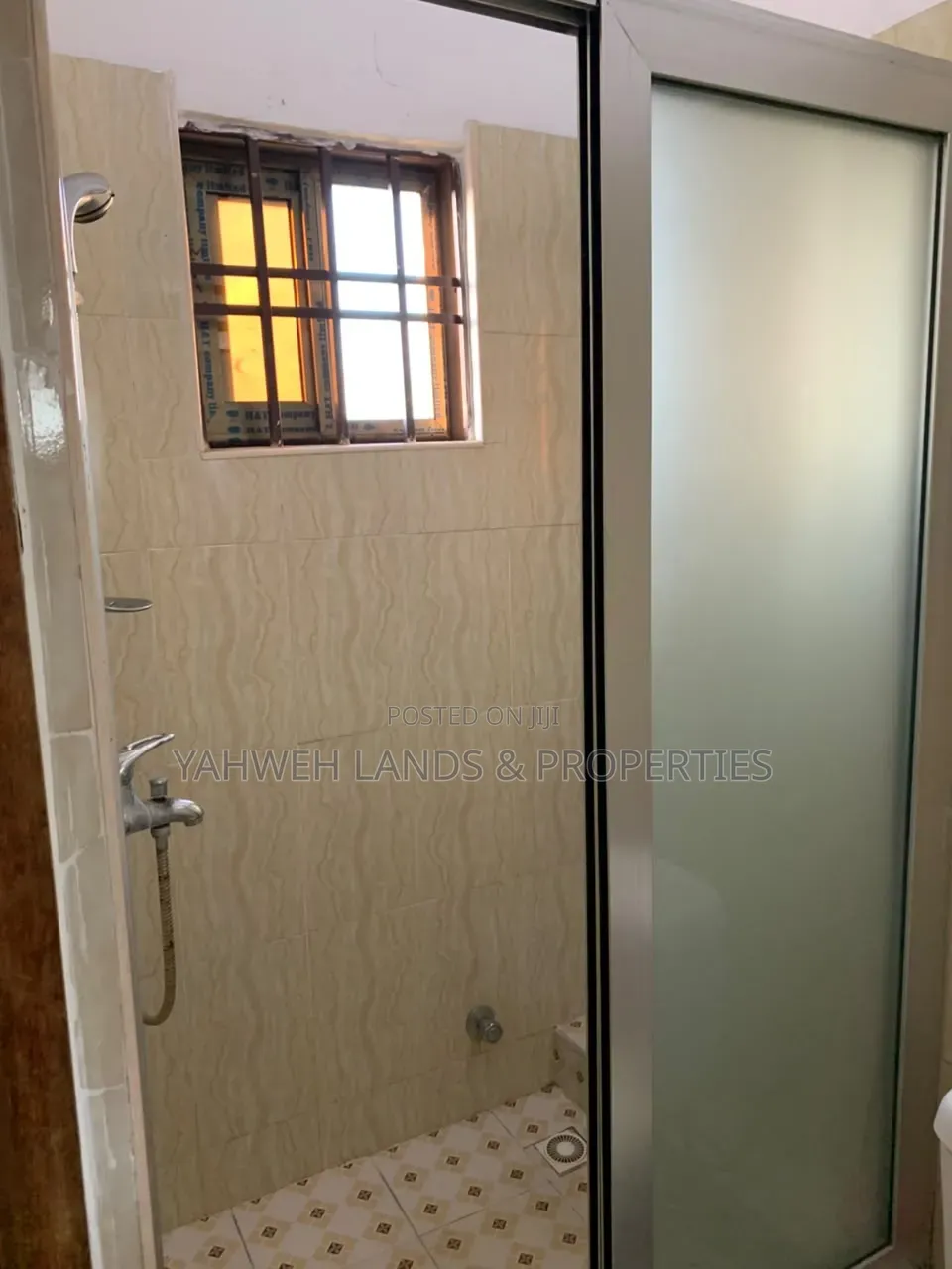 4bdrm Apartment in Greda Estate, First Junction for rent