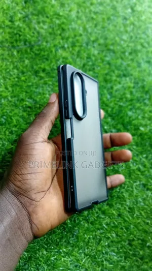 Samsung Galaxy Z Fold 8 Ultra Transparent Black Case