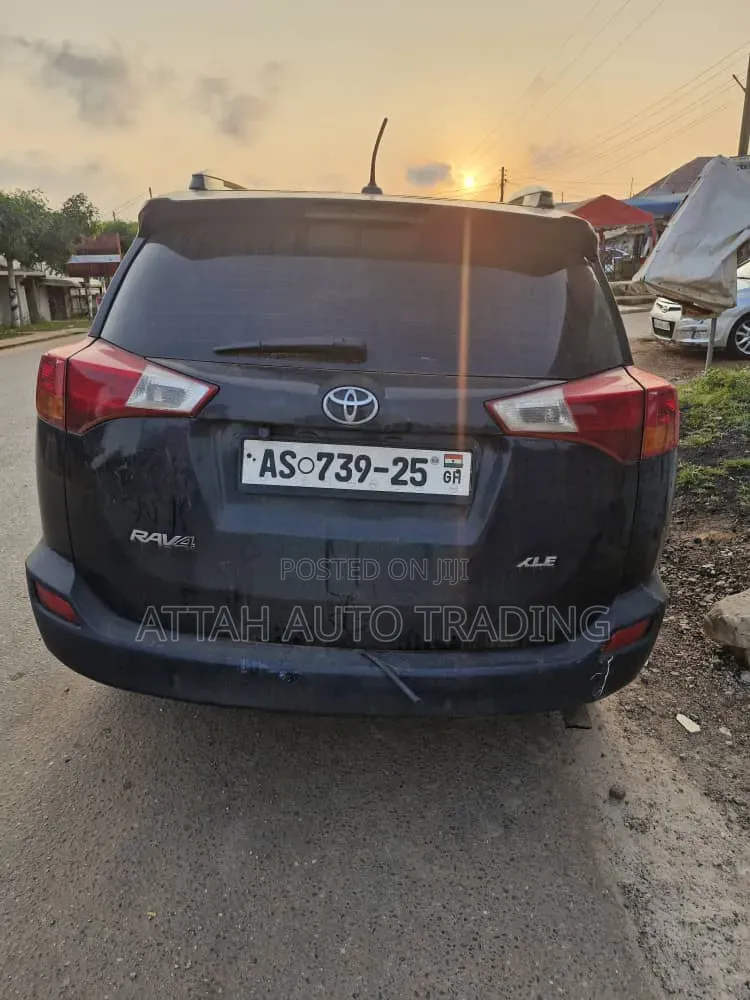 Toyota RAV4 2014 Blue