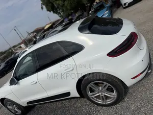 Porsche Macan 2019 White