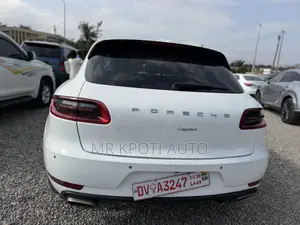 Porsche Macan 2019 White