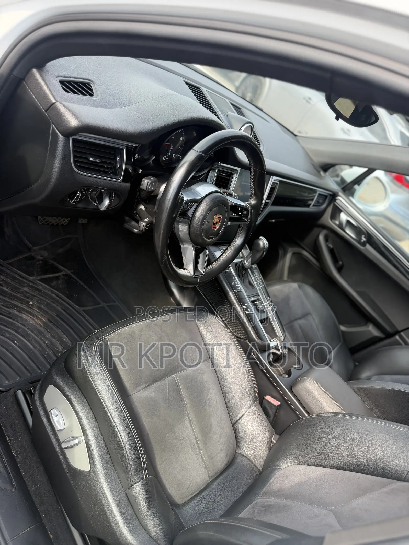 Porsche Macan 2019 White