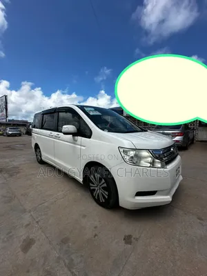 Honda Stepwgn 2012 White