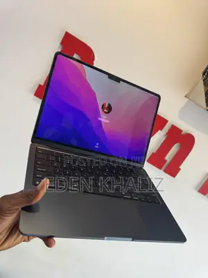 Laptop Apple MacBook Air 2022 M2 8GB Apple M2 SSD 256GB