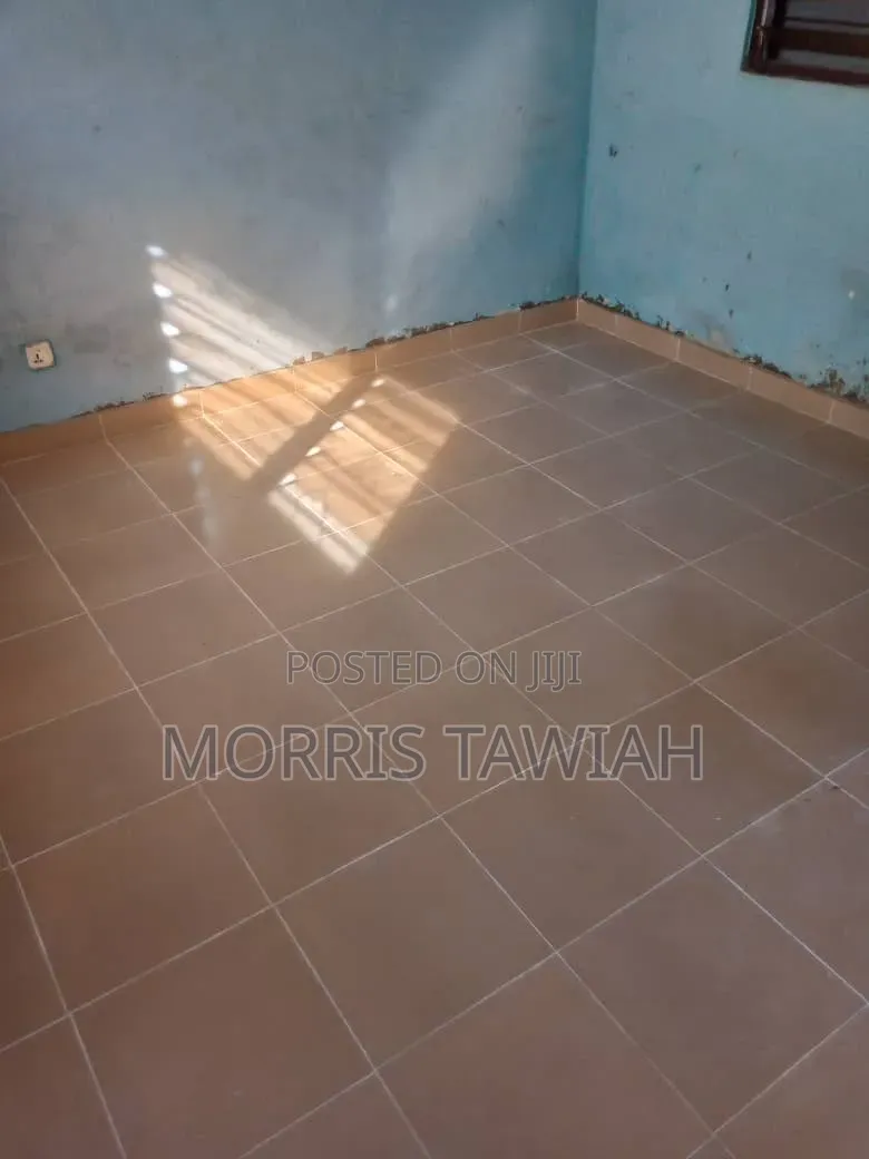 1bdrm House in Calvary School, Tsui-Bleoo for rent