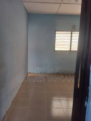 1bdrm House in Calvary School, Tsui-Bleoo for rent