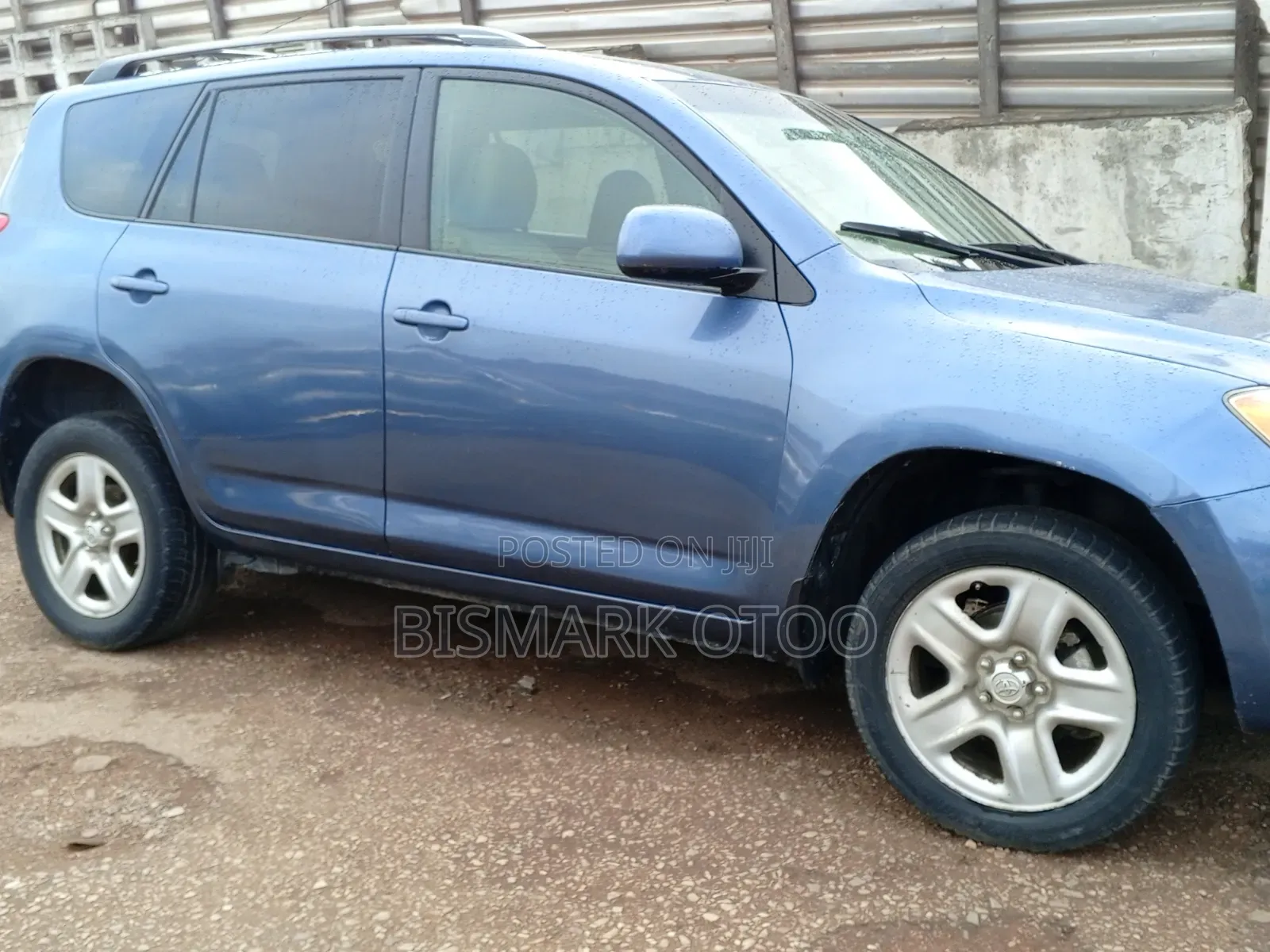 Toyota RAV4 2010 Blue