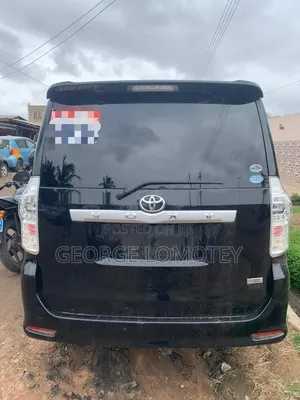 Toyota Voxy 2012 Black