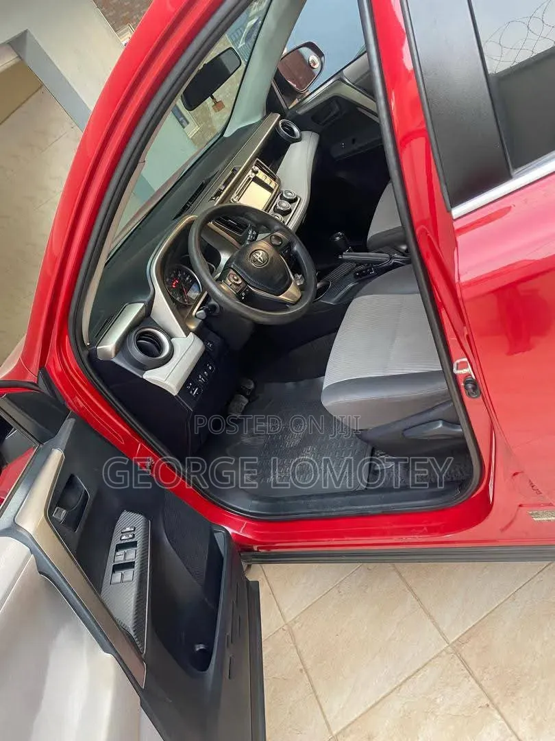 Toyota RAV4 2013 Red