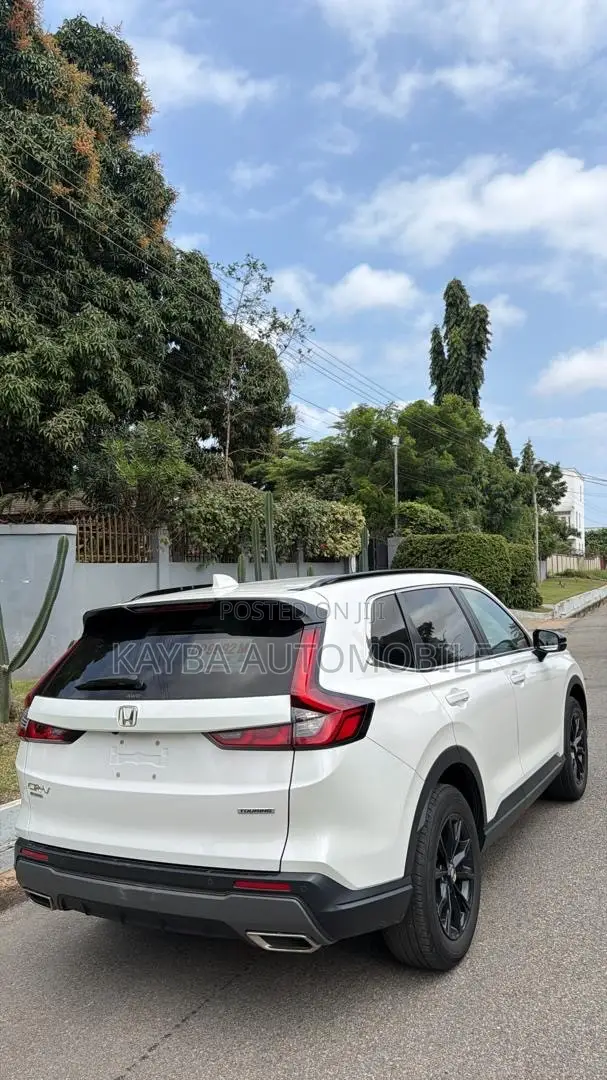 Honda CR-V 2024 White