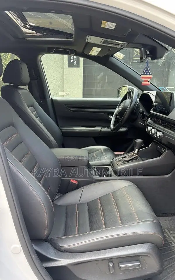 Honda CR-V 2024 White