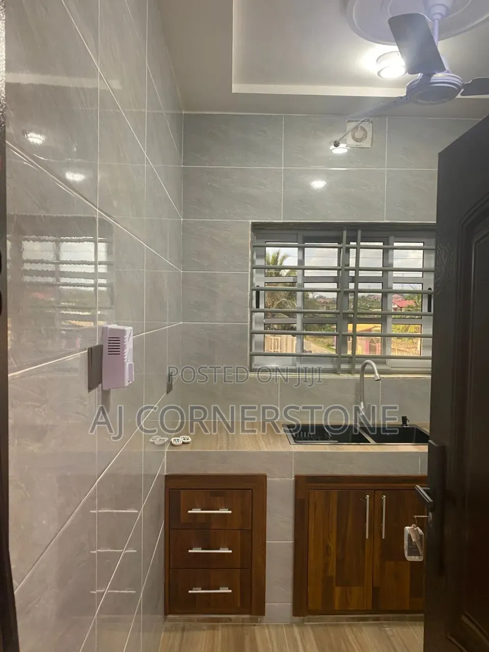 2bdrm Apartment in Pokuase for rent