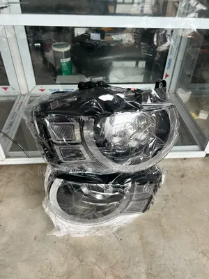 Original Land Rover Defender 2023 - 2026. (Headlight Pair)