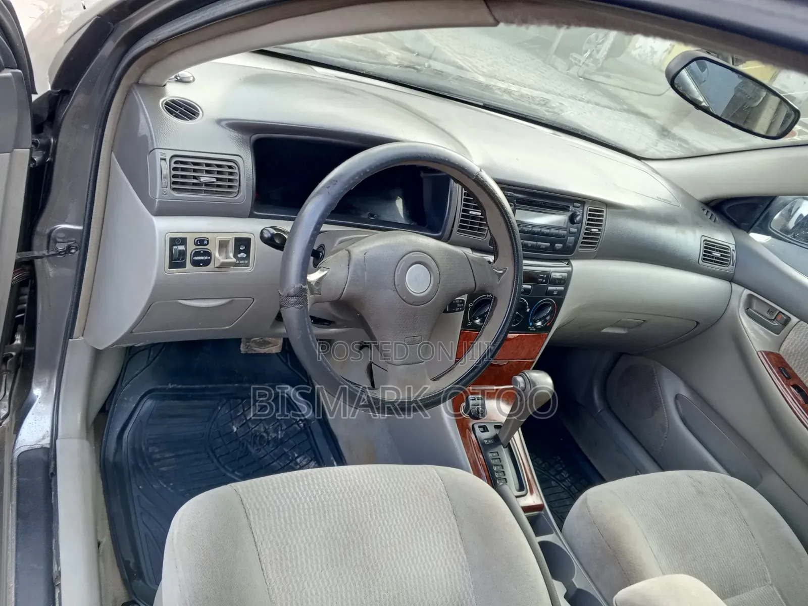 Toyota Corolla 2007 Gray
