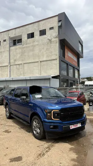 Ford F-150 XLT 4x2 Regular Cab Styleside 8 ft. box 141 in. WB 2018 Blue