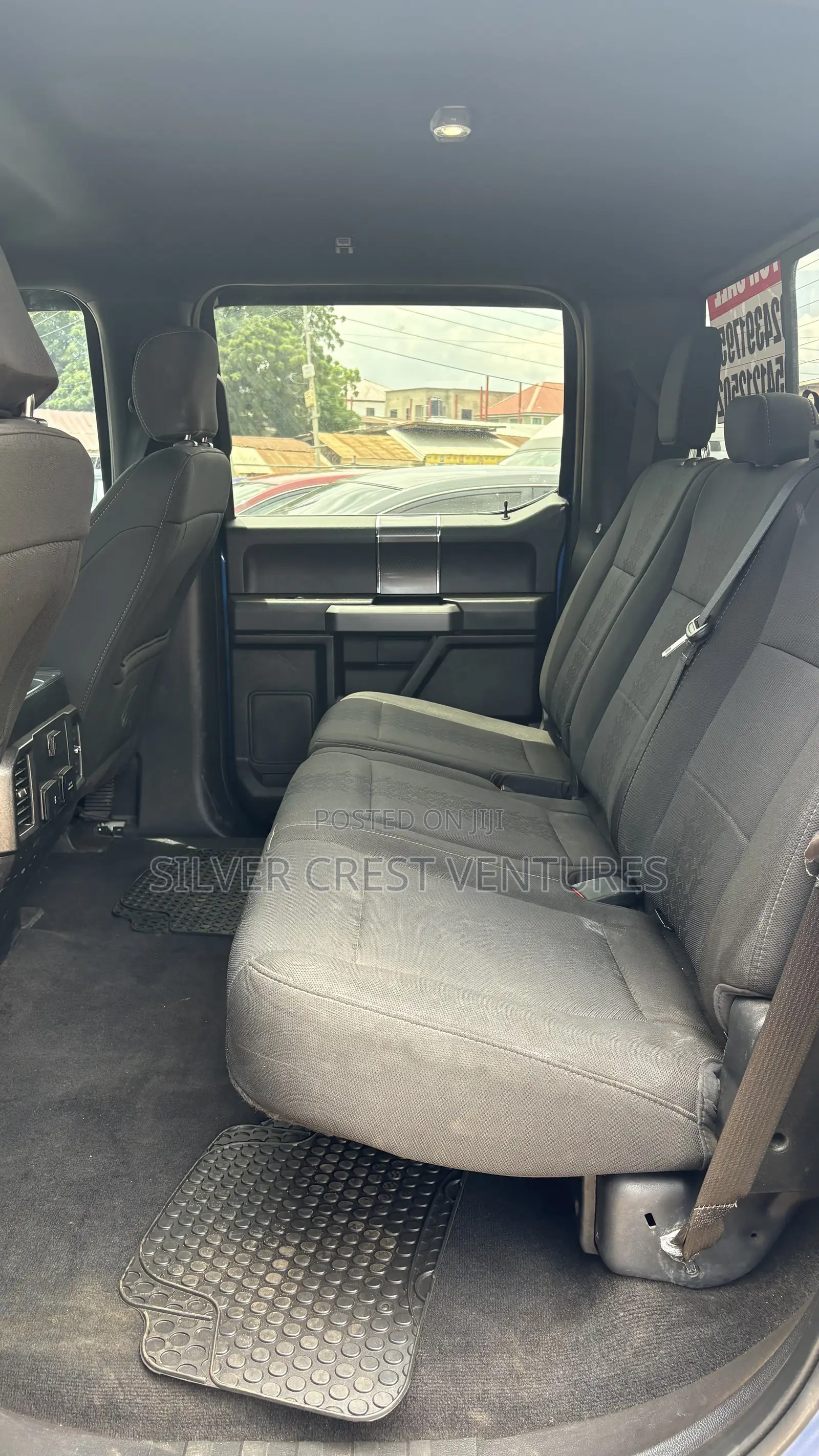 Ford F-150 XLT 4x2 Regular Cab Styleside 8 ft. box 141 in. WB 2018 Blue