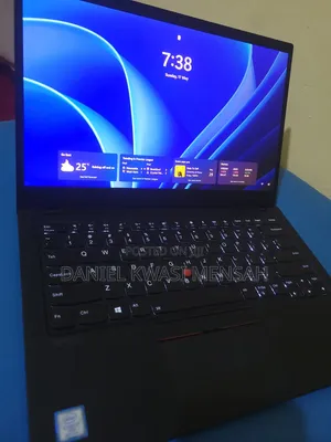 Laptop Lenovo ThinkPad X1 Carbon Gen11 16GB Intel Core i7 SSD 512GB