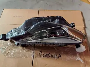 Corolla 18 SE Headlights