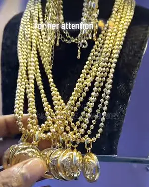 Gold Plated Diamond Cut Necklace and Bracelet