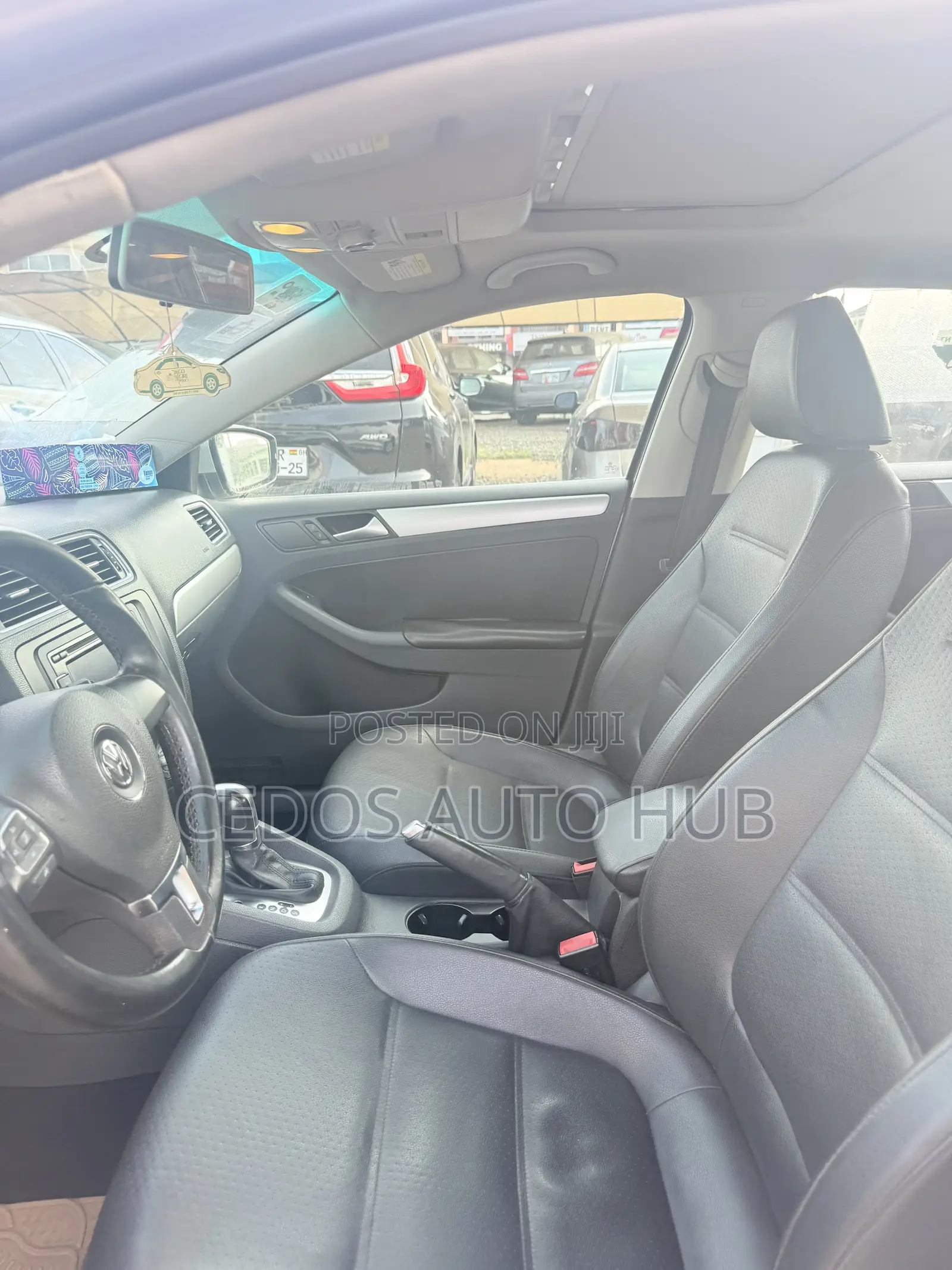 Volkswagen Jetta SE 4dr Sedan (1.8L 4cyl Turbo 5M) 2014 Silver