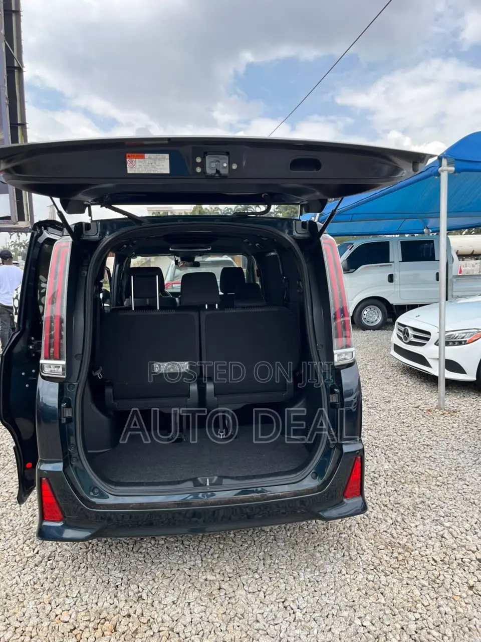 Toyota Noah 2017 Black