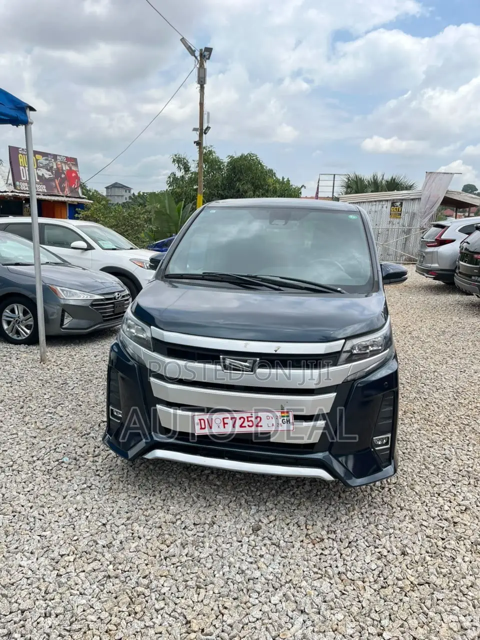 Toyota Noah 2017 Black