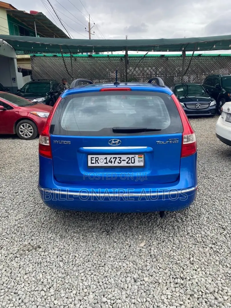 Hyundai Elantra Touring SE Automatic 2010 Blue