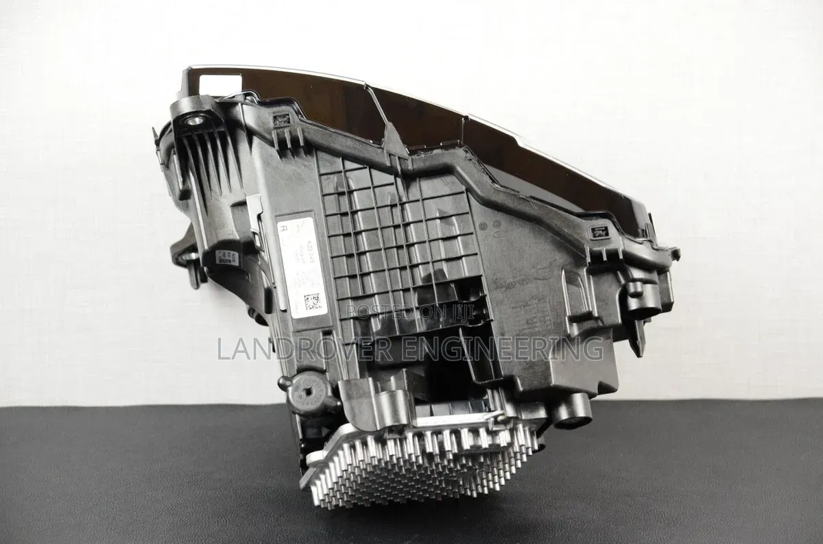 Original Land Rover Defender 2023 - 2026. (Headlight Pair)