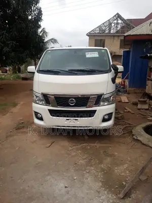 Nissan Caravan (Urvan) 2014 White