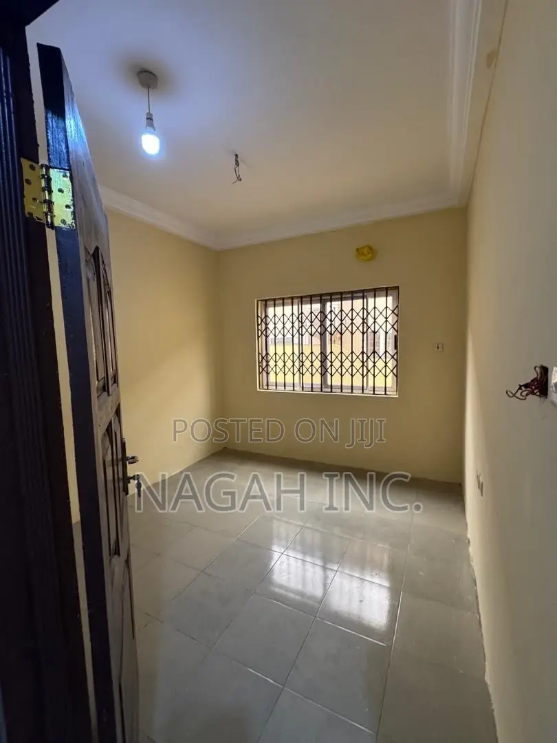 3bdrm House in Kwabenya for rent
