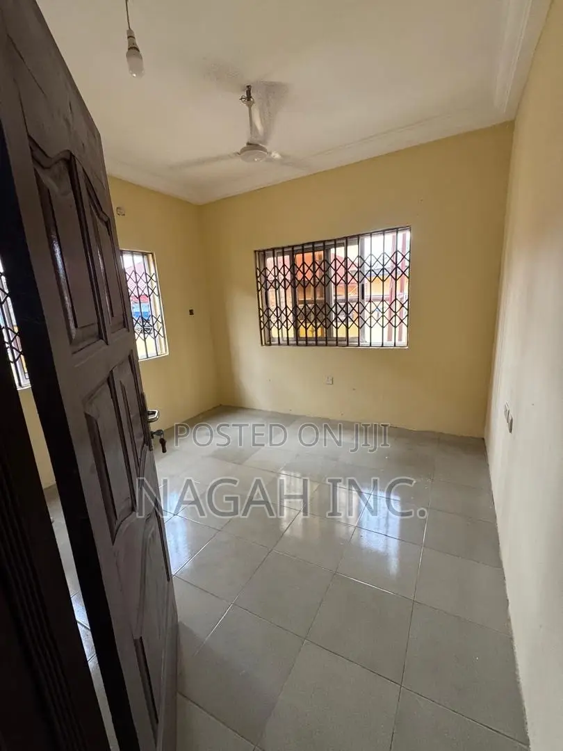 3bdrm House in Kwabenya for rent