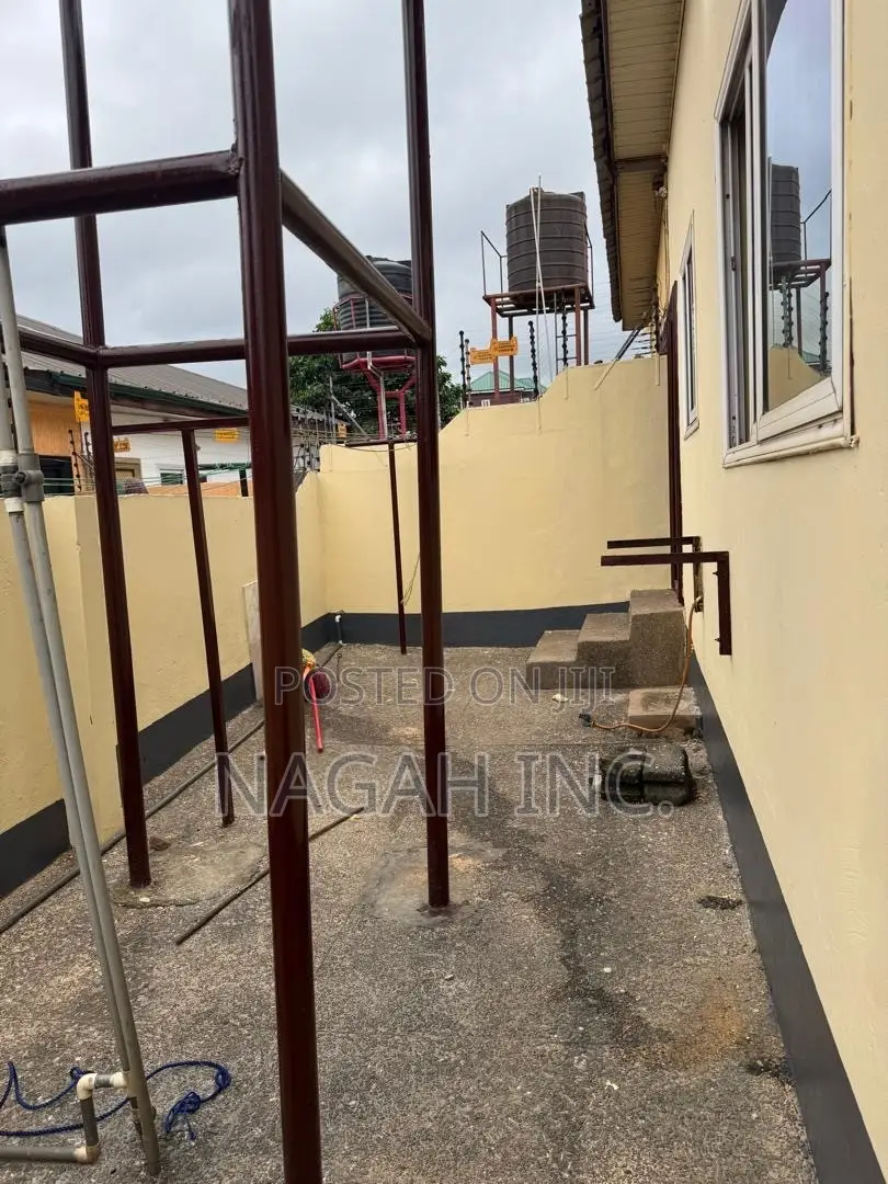 3bdrm House in Kwabenya for rent