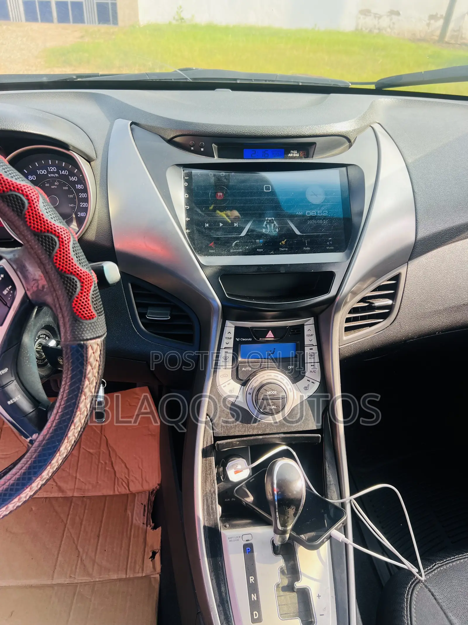 Hyundai Elantra 2012 Silver