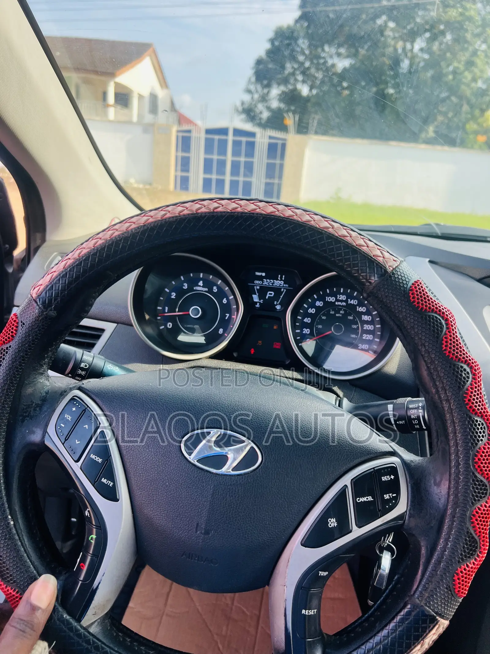 Hyundai Elantra 2012 Silver