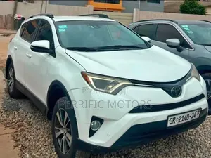 Toyota Rav4 LE 2018