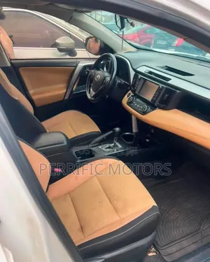 Toyota Rav4 LE 2018