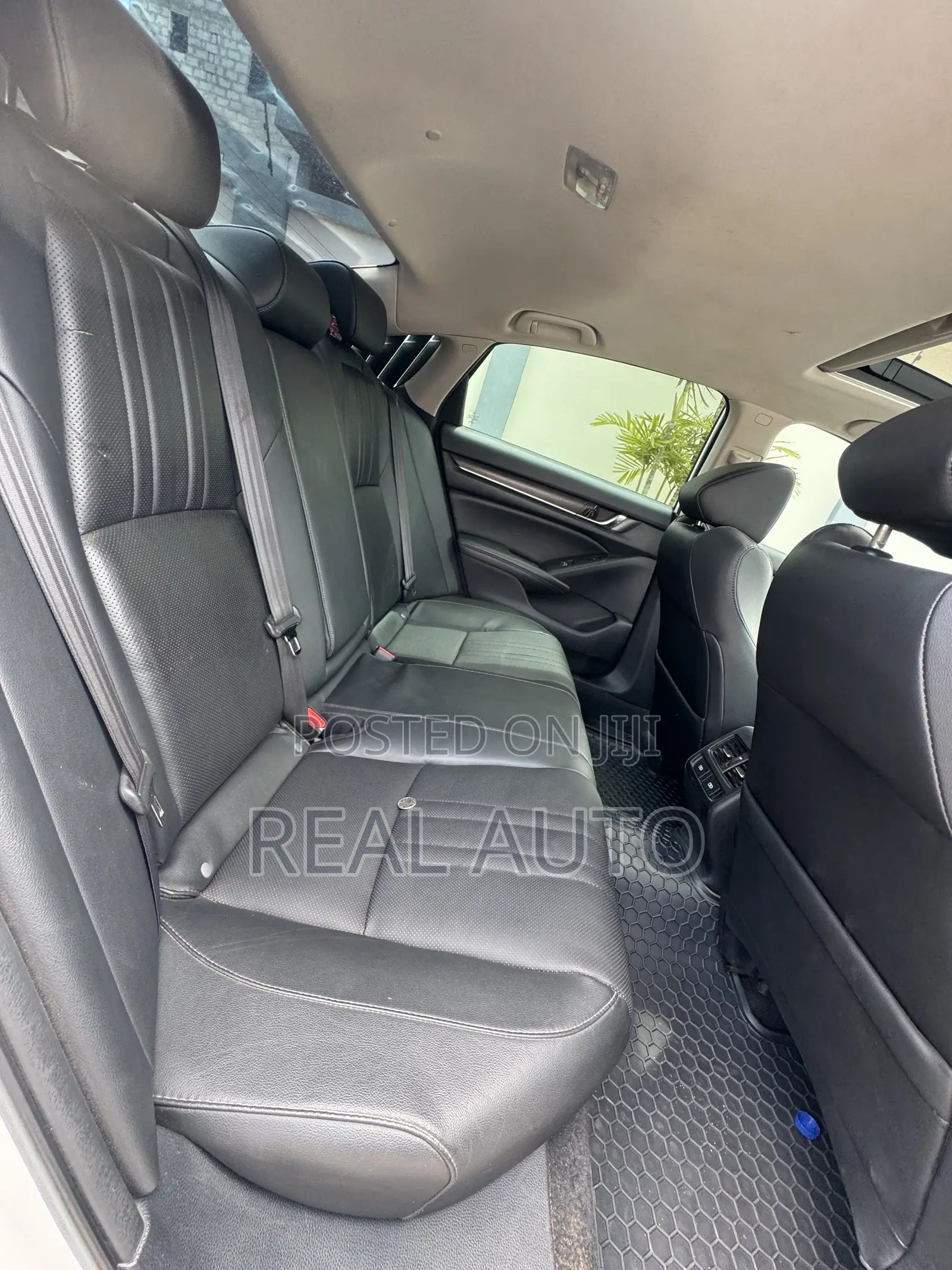 Honda Accord Touring 2.0T 2021 White