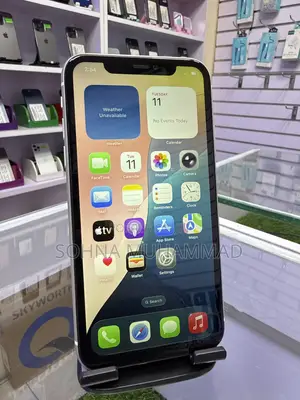 Apple iPhone 11 64 GB White