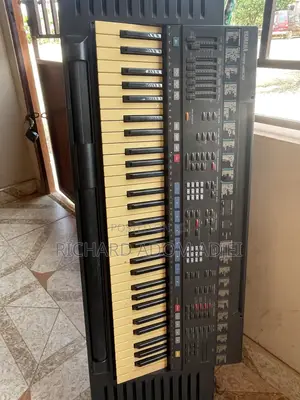 Yamaha Keyboard
