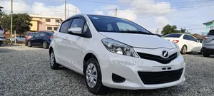 Toyota Vitz 2012 White